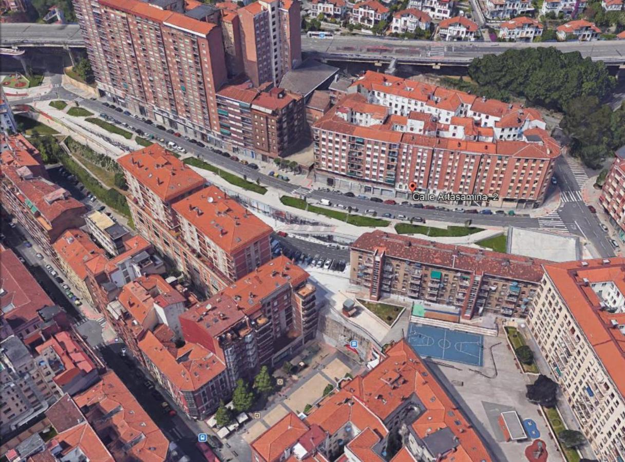 Calida Vivienda Turistica Centrica Junto Al Funicular Y Metro Apartment Bilbao Bagian luar foto
